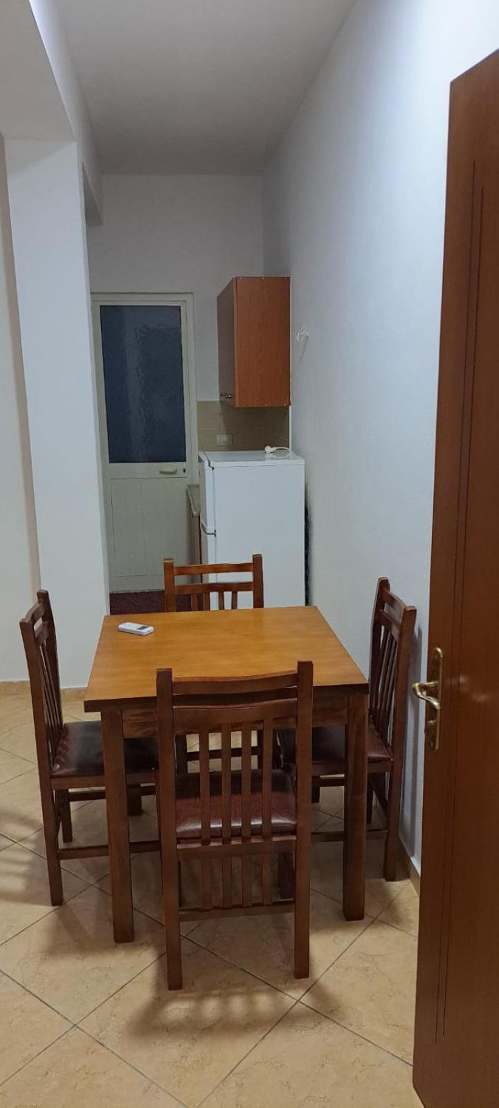 Araniti Apartment Velipoje Exterior photo